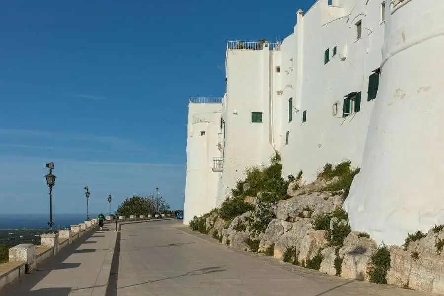 Le mura della città bianca